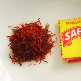 Safran in Fäden